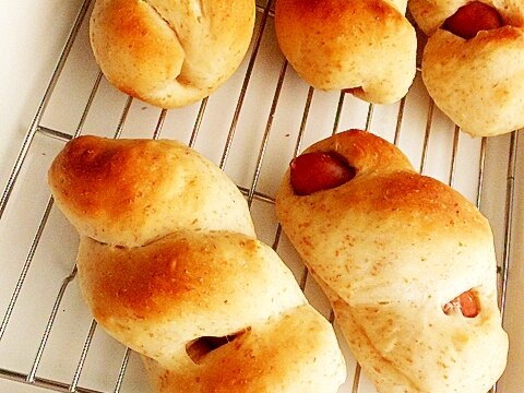 作り方 の ウインナー パン 【オーブンレシピ】手作り「あみあみウインナーパン」